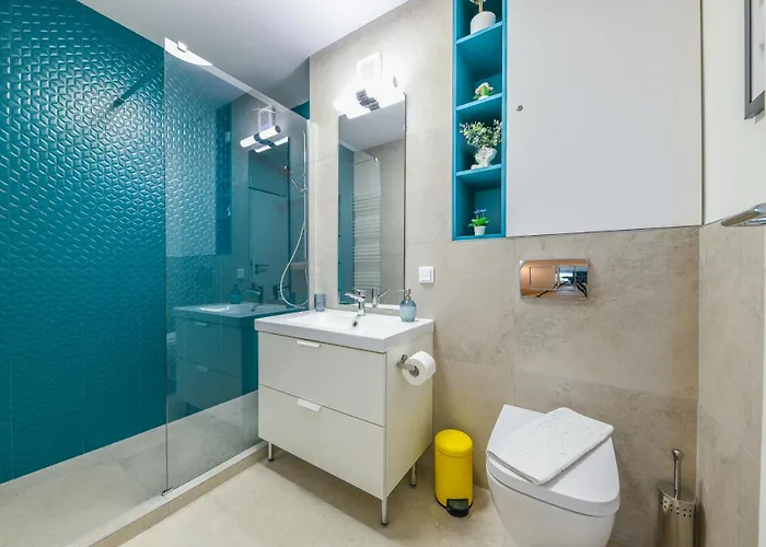 아파트 Panoramic Sunset View *